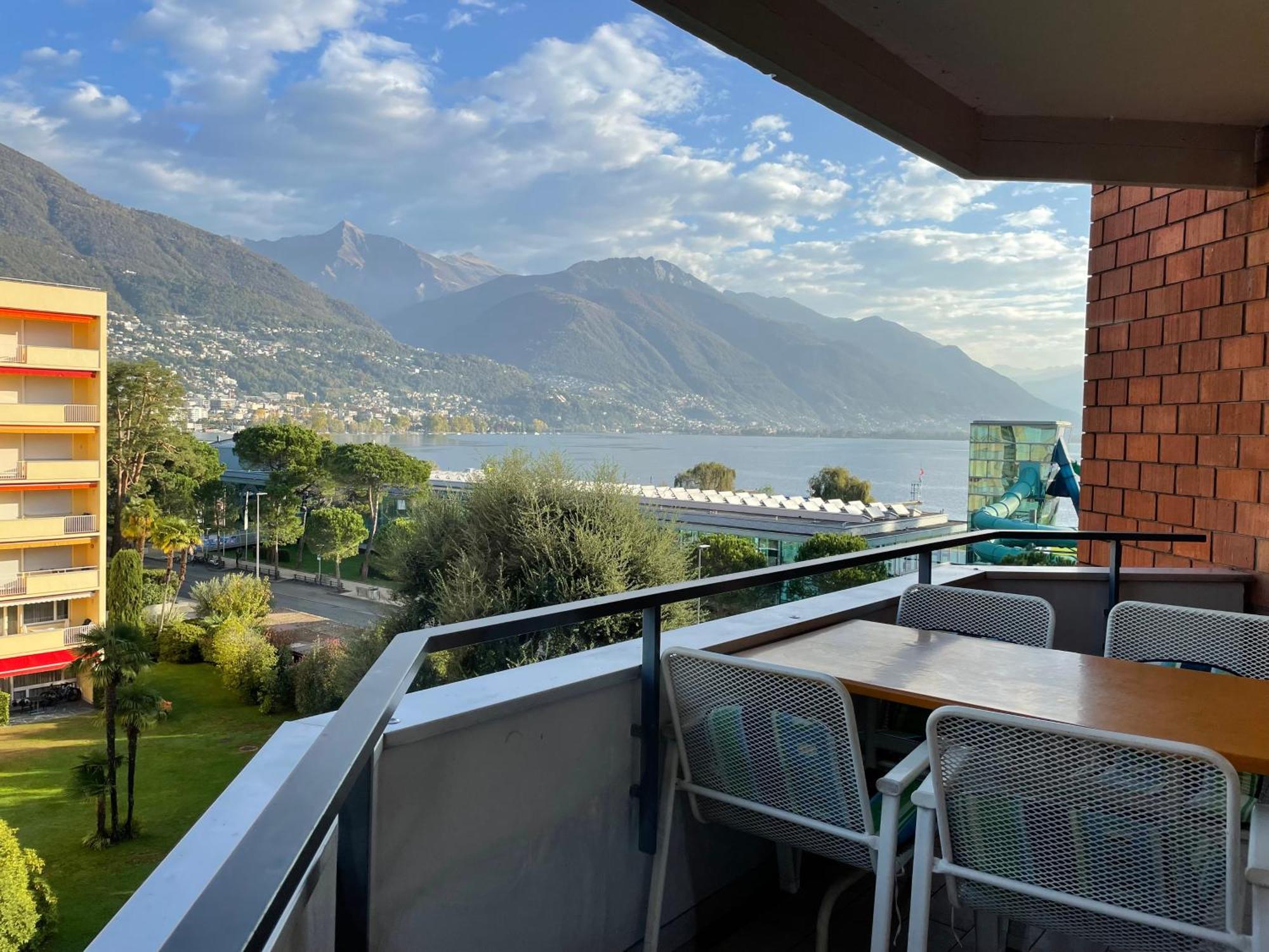 Locarno: Casa Lido Exterior foto